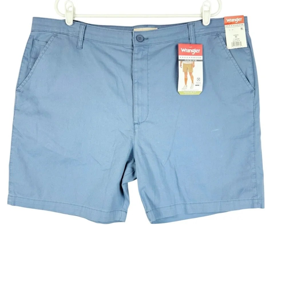 Wrangler Men's Regular Fit Medium Stretch Blue Shorts Size 42 Inseam 7